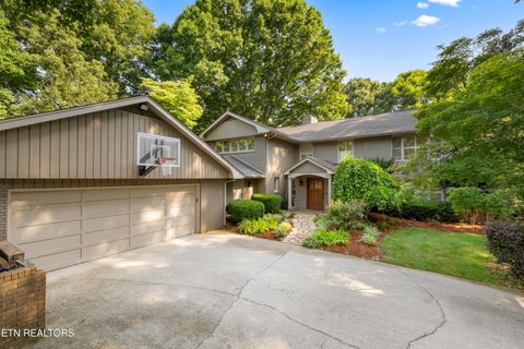 Photo of 5421 Blueridge Drive, Knoxville, TN 37919 (MLS # 1347216)