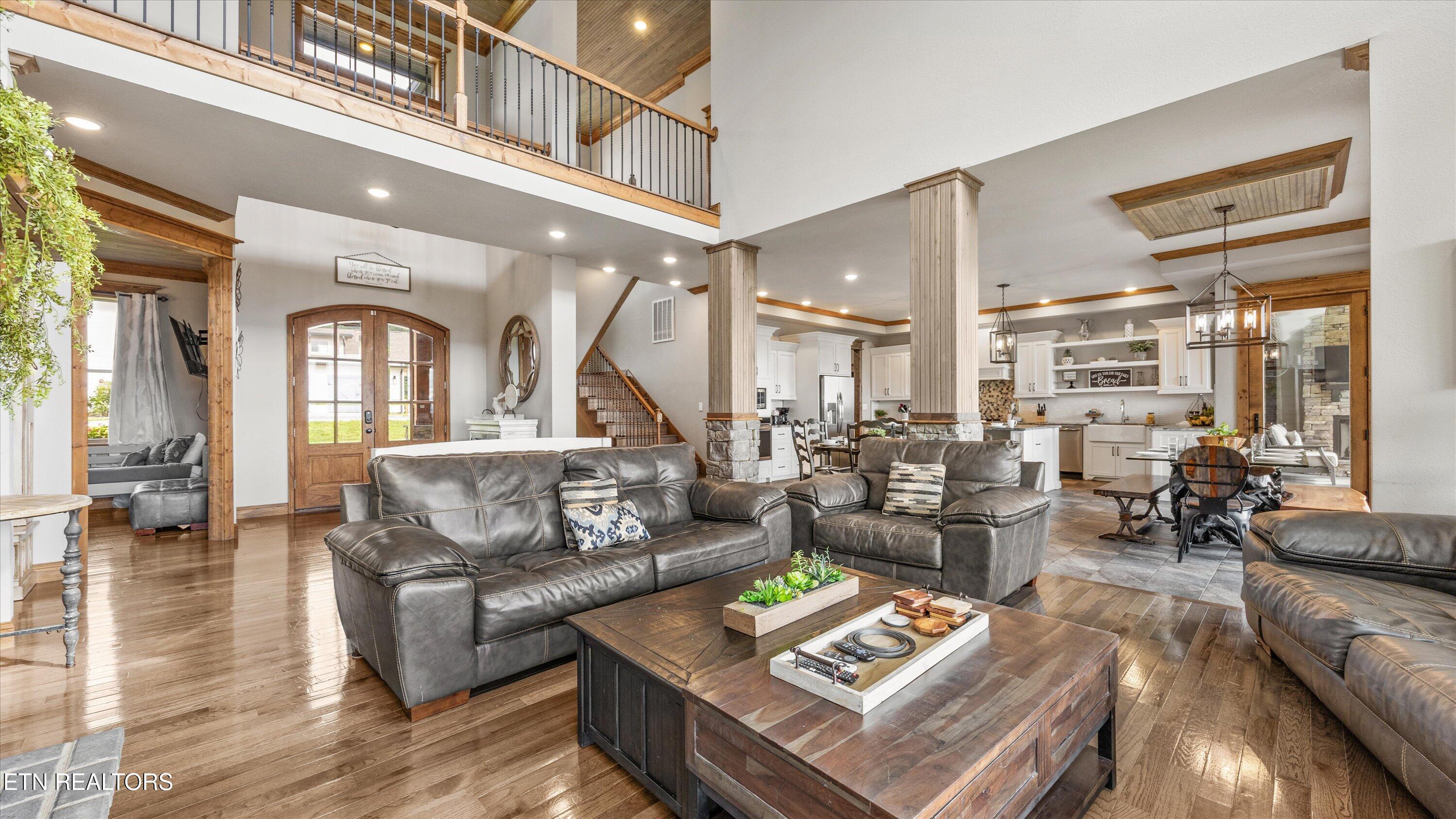 3093 Smoky Bluff Tr