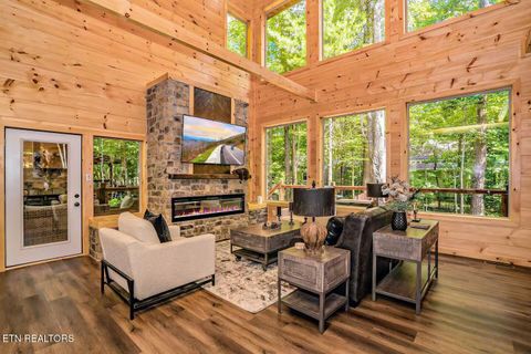 Tiny photo for 2818 Ridge Creek Circle, Sevierville, TN 37876 (MLS # 1325796)