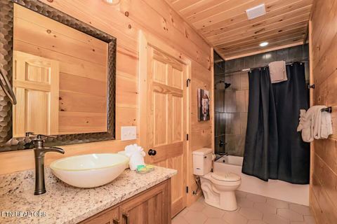 Tiny photo for 2818 Ridge Creek Circle, Sevierville, TN 37876 (MLS # 1325796)