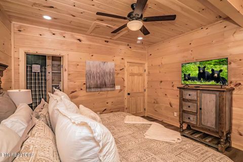 Tiny photo for 2818 Ridge Creek Circle, Sevierville, TN 37876 (MLS # 1325796)