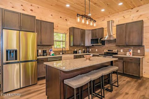 Tiny photo for 2818 Ridge Creek Circle, Sevierville, TN 37876 (MLS # 1325796)