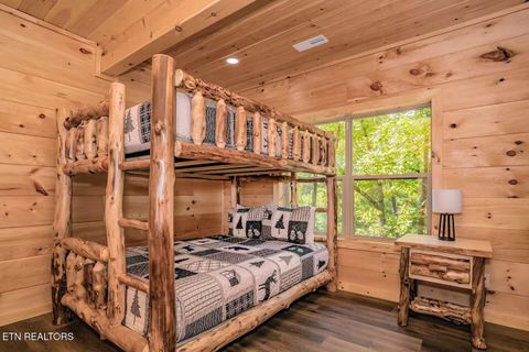 Tiny photo for 2818 Ridge Creek Circle, Sevierville, TN 37876 (MLS # 1325796)