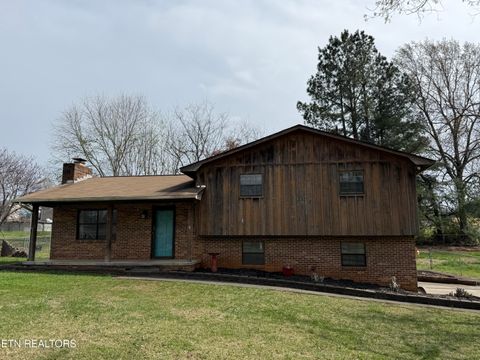 Photo of 2066 Colonial Circle, Maryville, TN 37803 (MLS # 1333327)