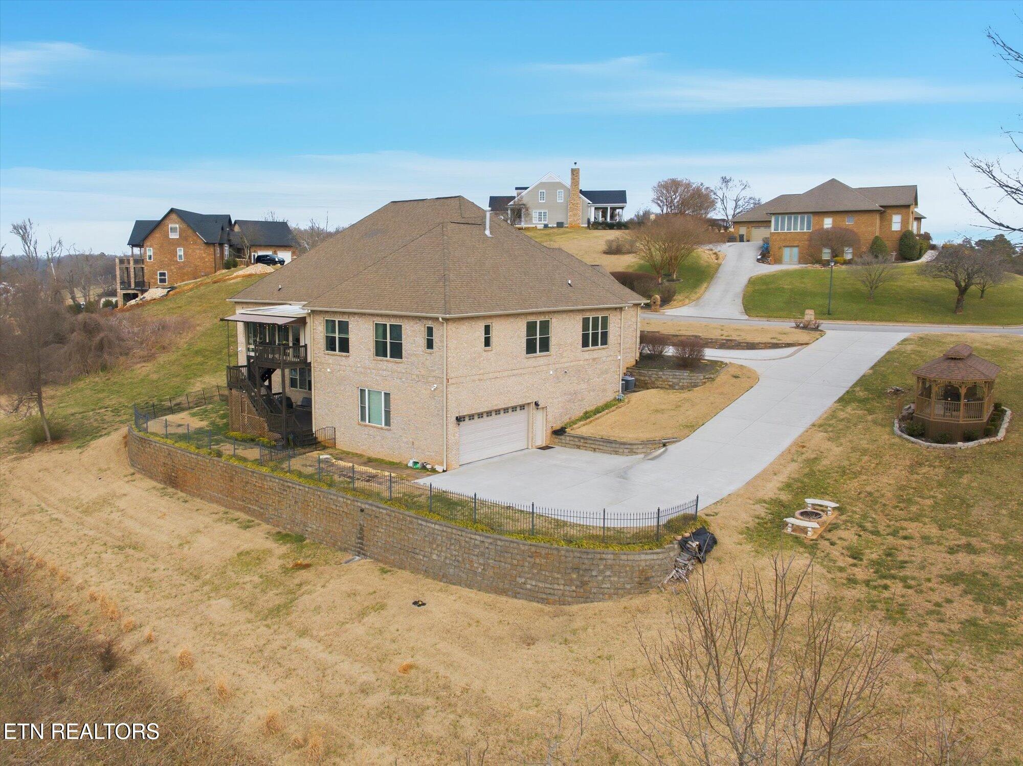 Knoxville, Tennessee, 37920, United States, 6 Bedrooms Bedrooms, ,8 BathroomsBathrooms,Residential,Active,2013676