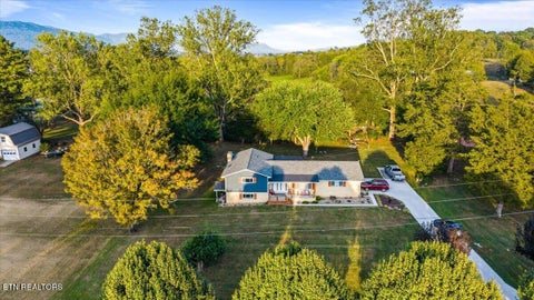 Tiny photo for 328 Brown Crest Rd, LaFollette, TN 37766 (MLS # 1357577)