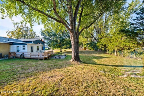 Tiny photo for 328 Brown Crest Rd, LaFollette, TN 37766 (MLS # 1357577)