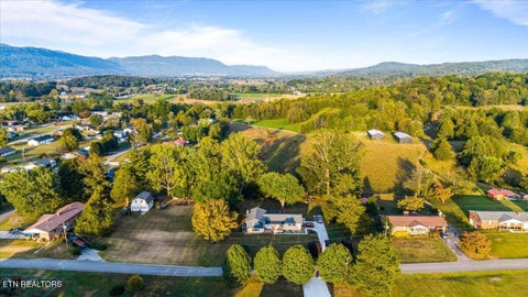 Tiny photo for 328 Brown Crest Rd, LaFollette, TN 37766 (MLS # 1357577)