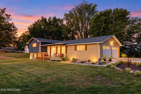 Photo of 328 Brown Crest Rd, LaFollette, TN 37766 (MLS # 1357577)