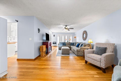 Tiny photo for 328 Brown Crest Rd, LaFollette, TN 37766 (MLS # 1357577)