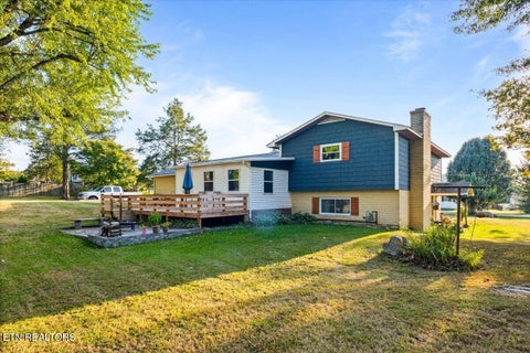 Tiny photo for 328 Brown Crest Rd, LaFollette, TN 37766 (MLS # 1357577)