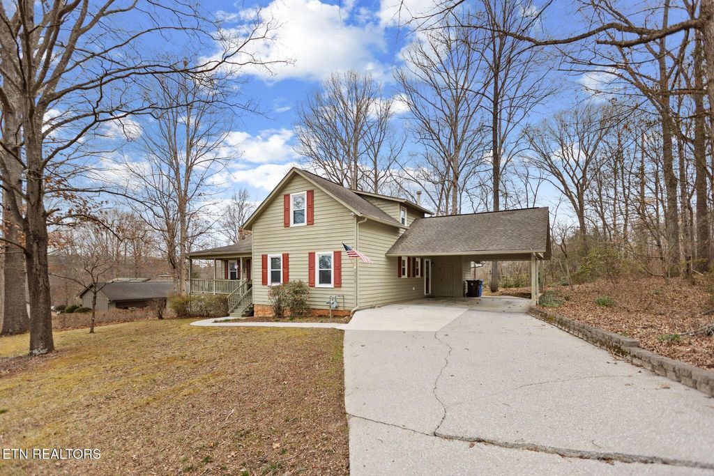 Photo of 3218 Rocky Waters Drive, Louisville, TN 37777 (MLS # 1330912)