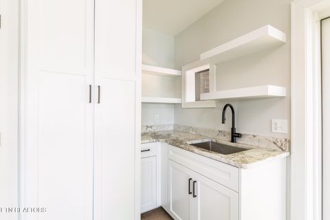 Tiny photo for 4042 Riverpoint Way, Louisville, TN 37777 (MLS # 1325677)