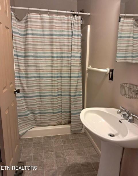 Tiny photo for 27452727 Cosby Hwy, Cosby, TN 37722 (MLS # 1325383)