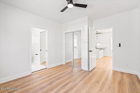 Tiny photo for 904 Kingston Ave, Rockwood, TN 37854 (MLS # 1332383)