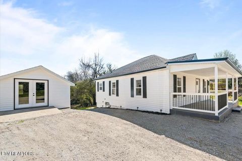 Tiny photo for 904 Kingston Ave, Rockwood, TN 37854 (MLS # 1332383)