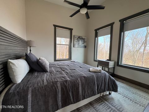 Tiny photo for 869 Chestnut Drive, Gatlinburg, TN 37738 (MLS # 1334805)