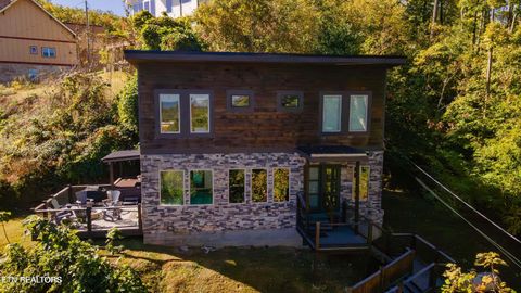 Tiny photo for 869 Chestnut Drive, Gatlinburg, TN 37738 (MLS # 1334805)