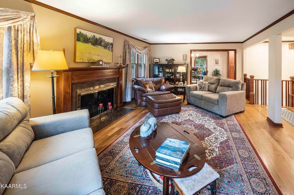 Photo of 541 Mellen Ave, Knoxville, TN 37919 (MLS # 1233018)