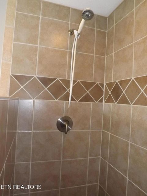 Tiny photo for 140 LANCASTER St, Harrogate, TN 37752 (MLS # 1322540)