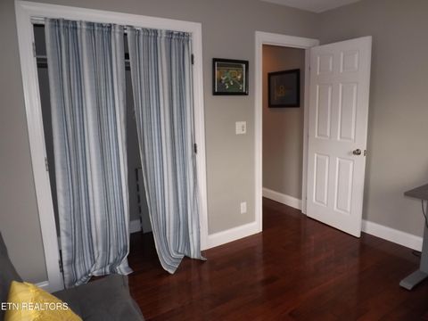 Tiny photo for 140 LANCASTER St, Harrogate, TN 37752 (MLS # 1322540)