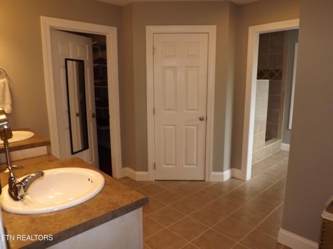 Tiny photo for 140 LANCASTER St, Harrogate, TN 37752 (MLS # 1322540)