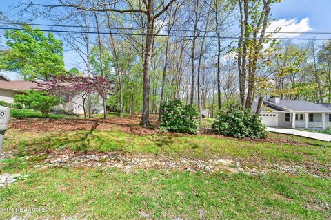 Photo of 151 Glenwood Drive, Crossville, TN 38558 (MLS # 1337587)