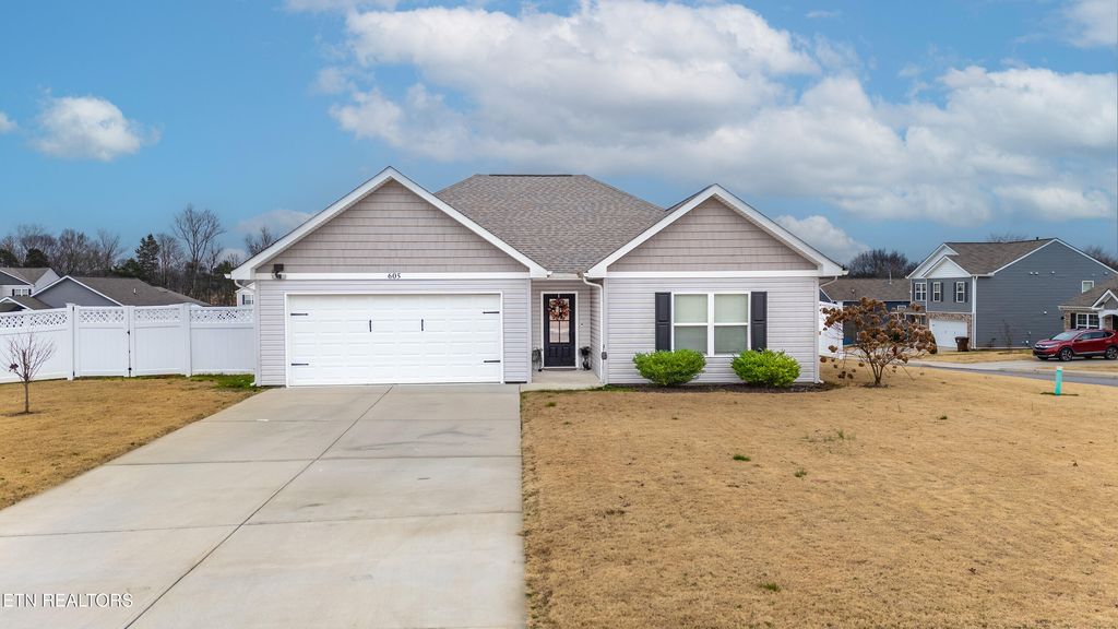 Photo of 605 Clay Drive, Talbott, TN 37877 (MLS # 1326309)