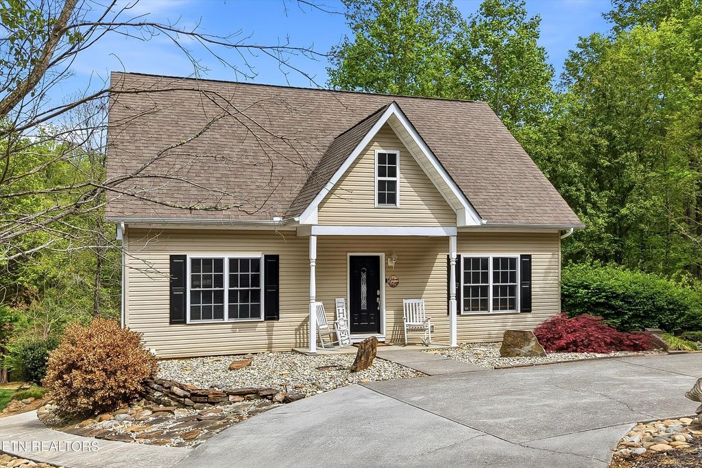 Photo of 210 Wahuhu Lane, Loudon, TN 37774 (MLS # 1334310)