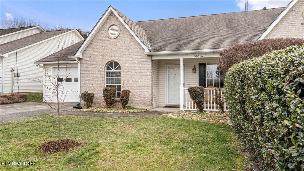 Photo of 10016 Bellflower Way, Knoxville, TN 37932 (MLS # 1328662)