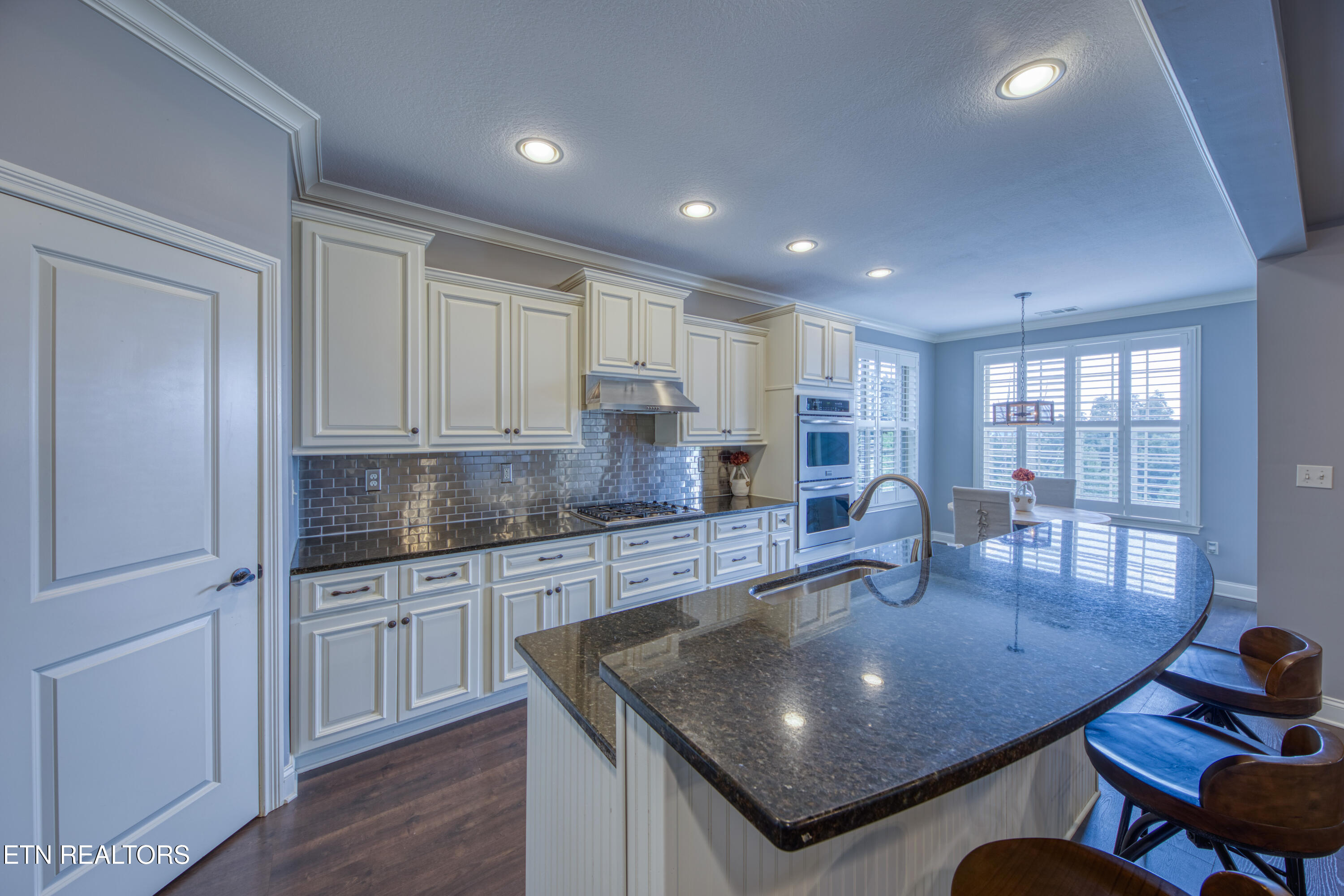 1273 Bishops View Lane