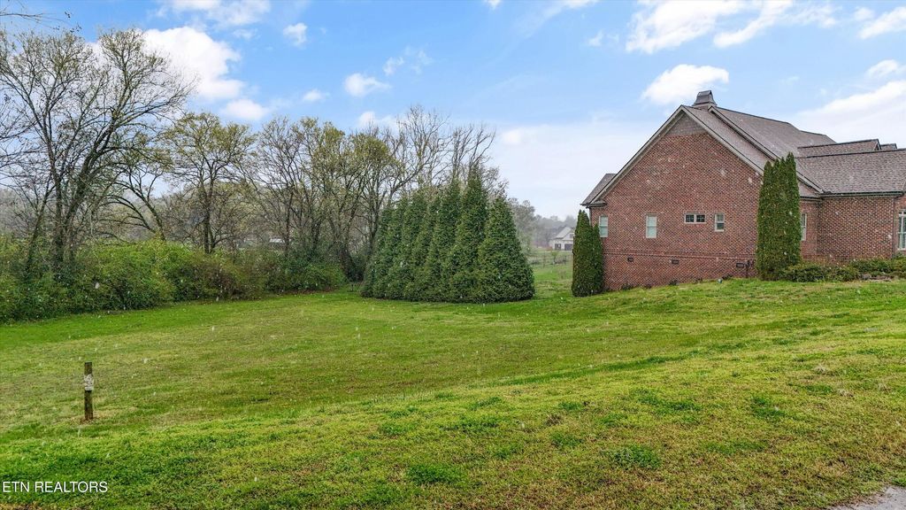 Photo of Promontory Point, Louisville, TN 37777 (MLS # 1333003)