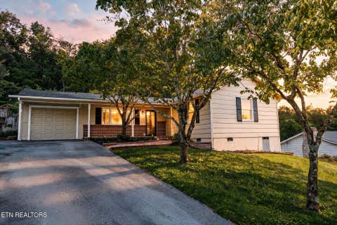 Tiny photo for 3021 Wenwood Drive, Knoxville, TN 37921 (MLS # 1350007)