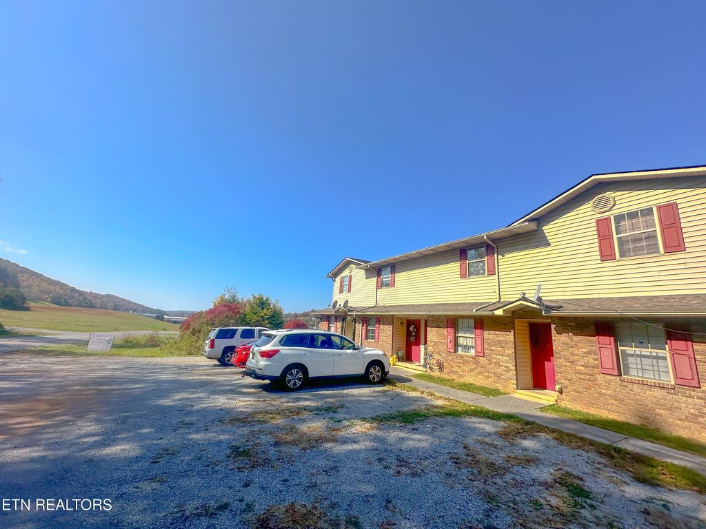 Photo of 1048 Old Highway 33, New Tazewell, TN 37825 (MLS # 1280690)