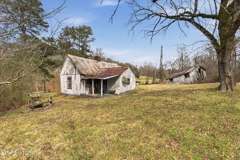 Photo of 2942 Miller Rd, Powell, TN 37849 (MLS # 1330478)