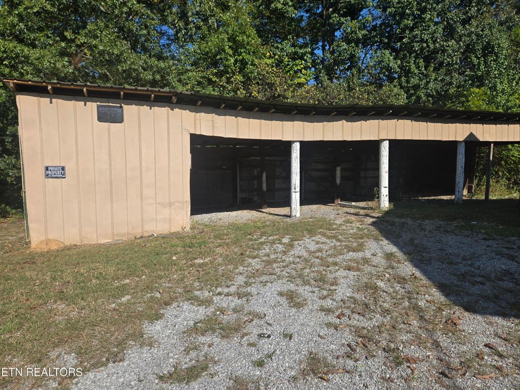 Photo of 2836 Chesney Rd, Friendsville, TN 37737 (MLS # 1317863)