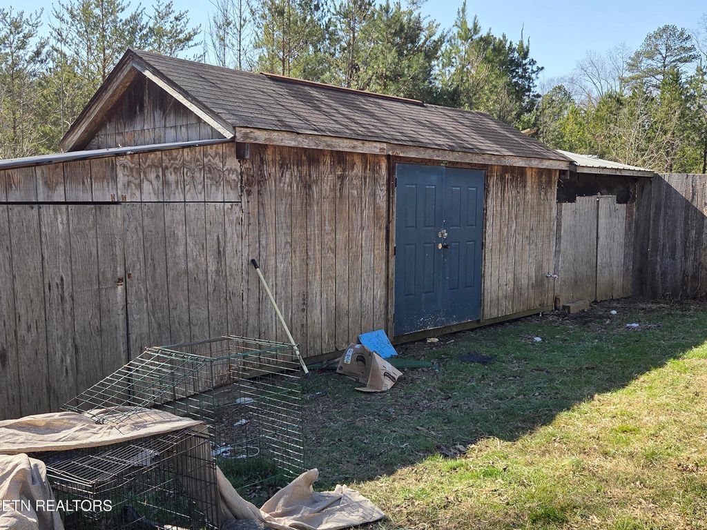 Photo of 171 Camp Davidson riad Rd, Vonore, TN 37885 (MLS # 1329193)