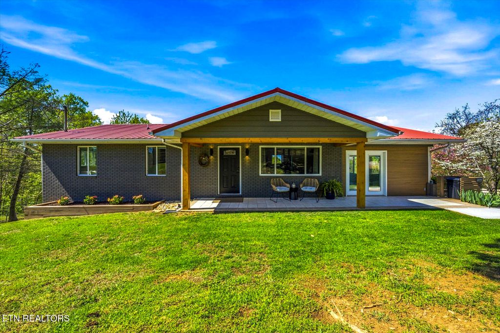 Photo of 1845 Bouldercrest Drive, Dandridge, TN 37725 (MLS # 1337003)