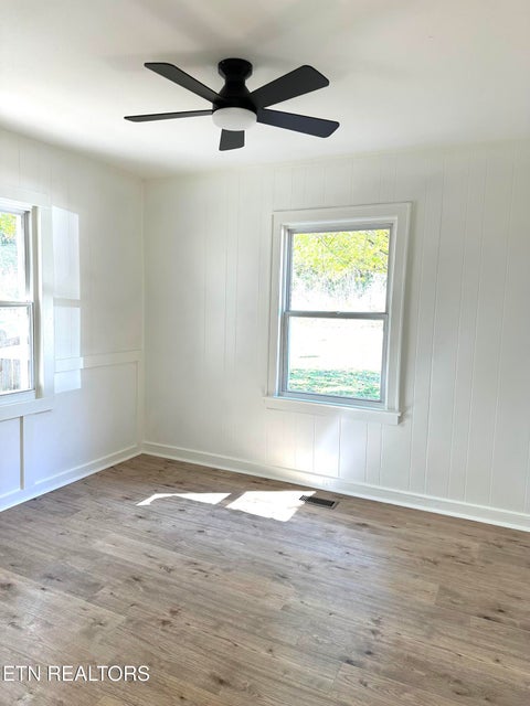 Tiny photo for 1602 Garfield St, Alcoa, TN 37701 (MLS # 1360268)
