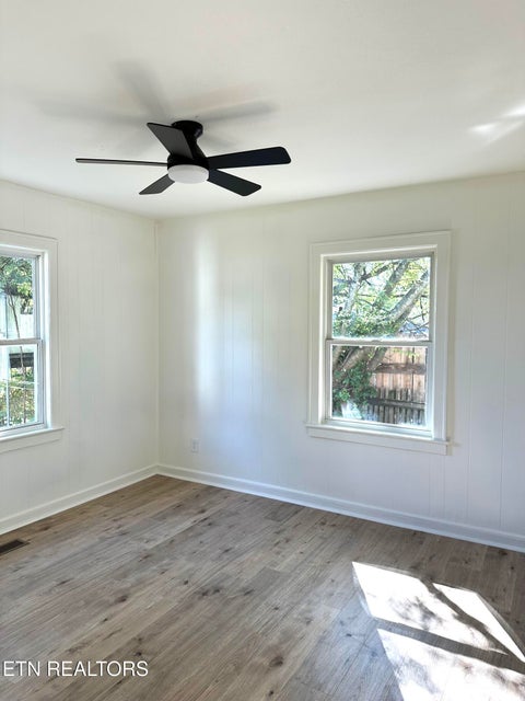 Tiny photo for 1602 Garfield St, Alcoa, TN 37701 (MLS # 1360268)