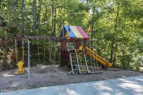 Tiny photo for 929 Buck Way, Sevierville, TN 37876 (MLS # 1337825)