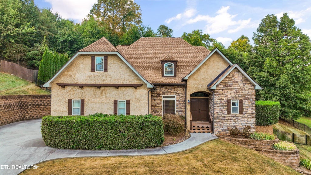 Photo of 8121 Laurel Falls Lane, Knoxville, TN 37931 (MLS # 1355324)