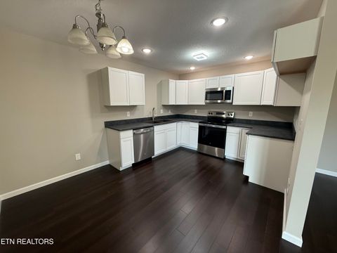 Tiny photo for 513 Hillcrest St, Clinton, TN 37716 (MLS # 1335979)