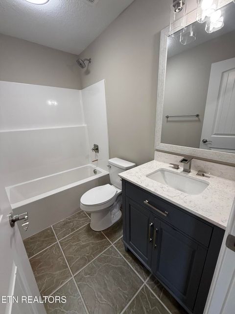 Tiny photo for 513 Hillcrest St, Clinton, TN 37716 (MLS # 1335979)