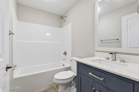 Tiny photo for 513 Hillcrest St, Clinton, TN 37716 (MLS # 1335979)