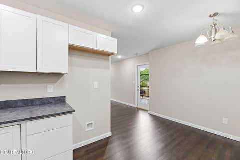 Tiny photo for 513 Hillcrest St, Clinton, TN 37716 (MLS # 1335979)