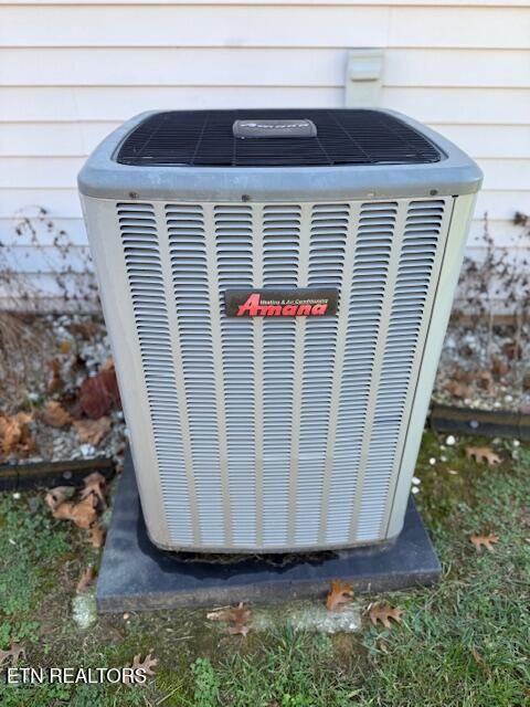 Tiny photo for 5207 Vanardo Way, Knoxville, TN 37912 (MLS # 1323245)