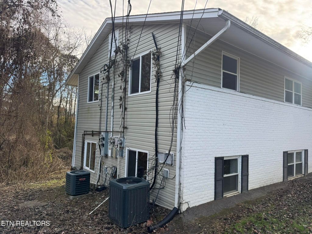 Photo of 33003374 Valley View Drive, Knoxville, TN 37917 (MLS # 1323872)