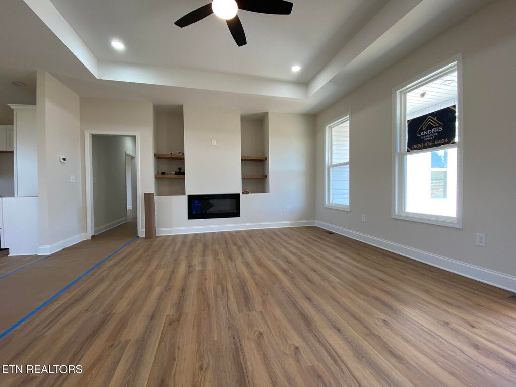 Photo of 310 Moores Way, Madisonville, TN 37354 (MLS # 1326719)