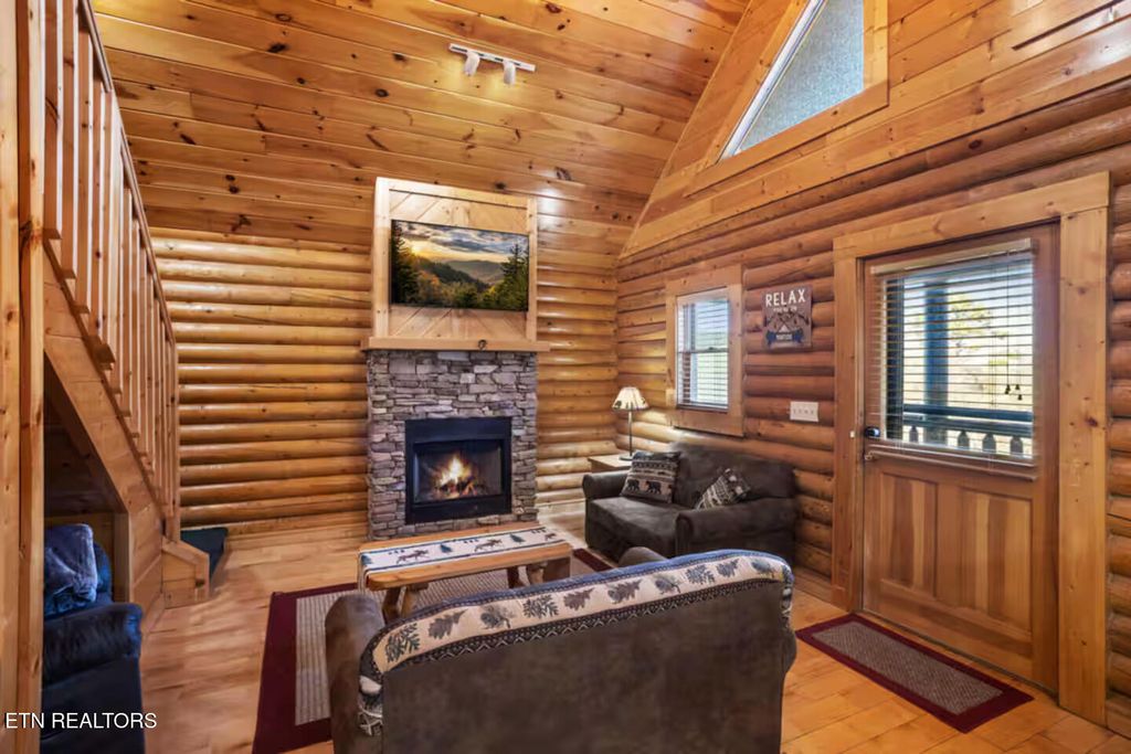 Photo of 232 Moose Ridge Way, Pigeon Forge, TN 37863 (MLS # 1304418)